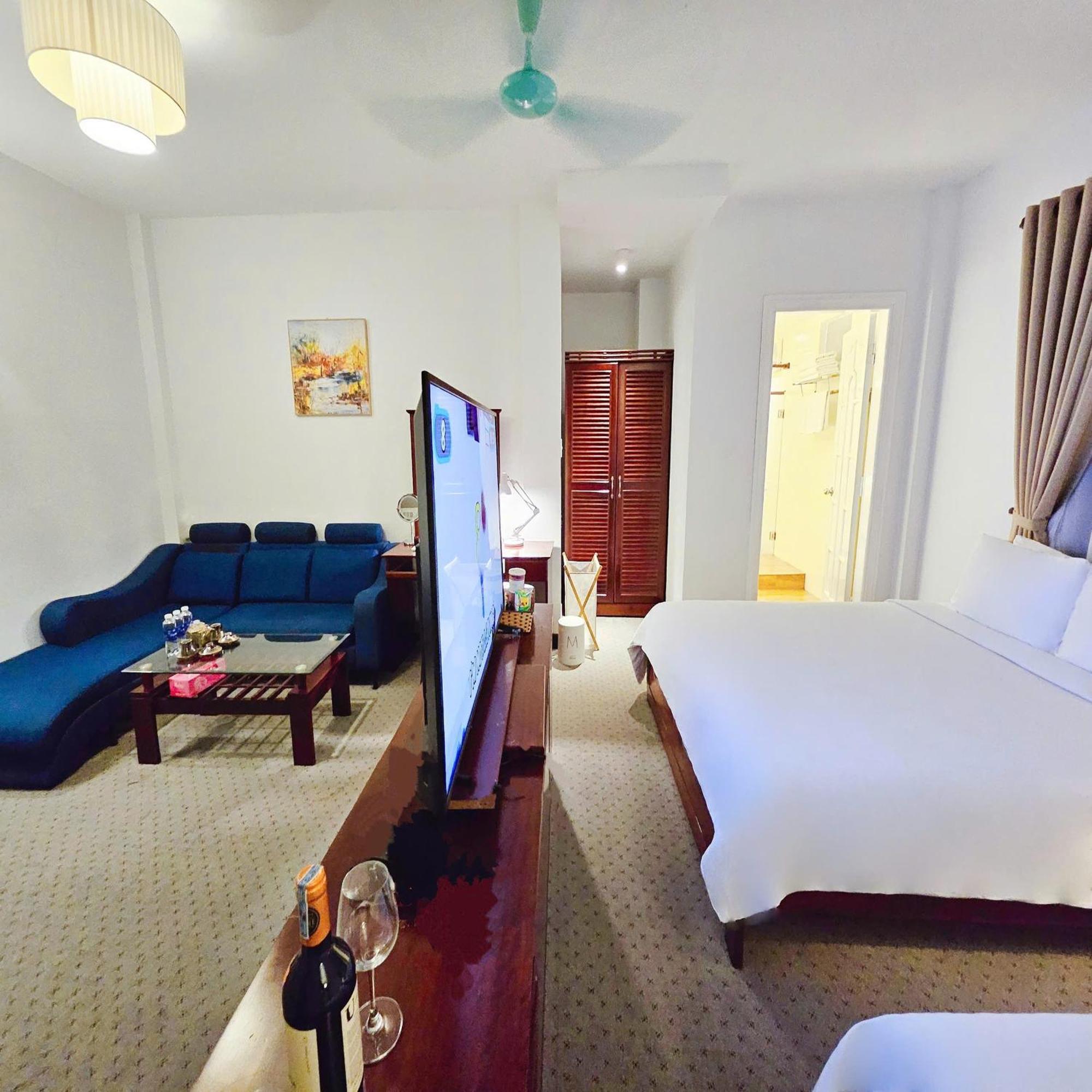 Victory Hotel Hue Buitenkant foto