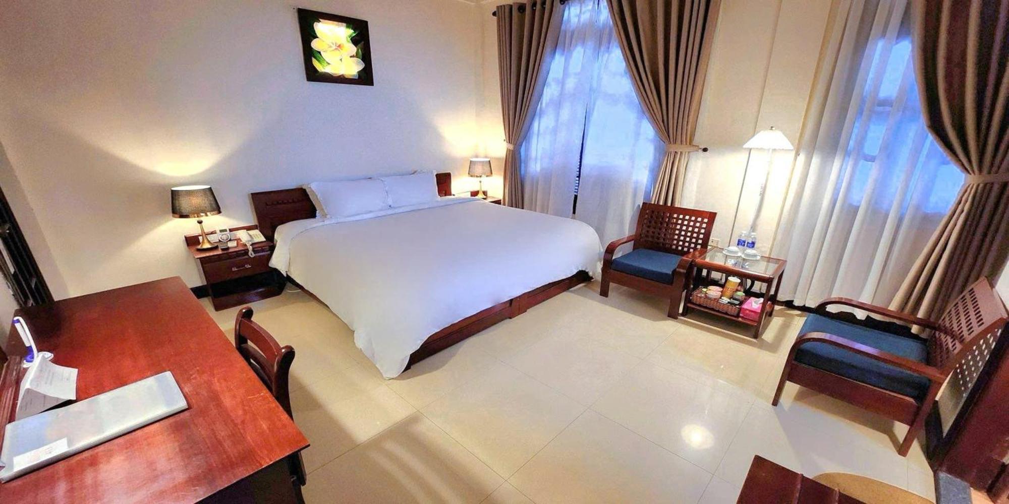 Victory Hotel Hue Buitenkant foto